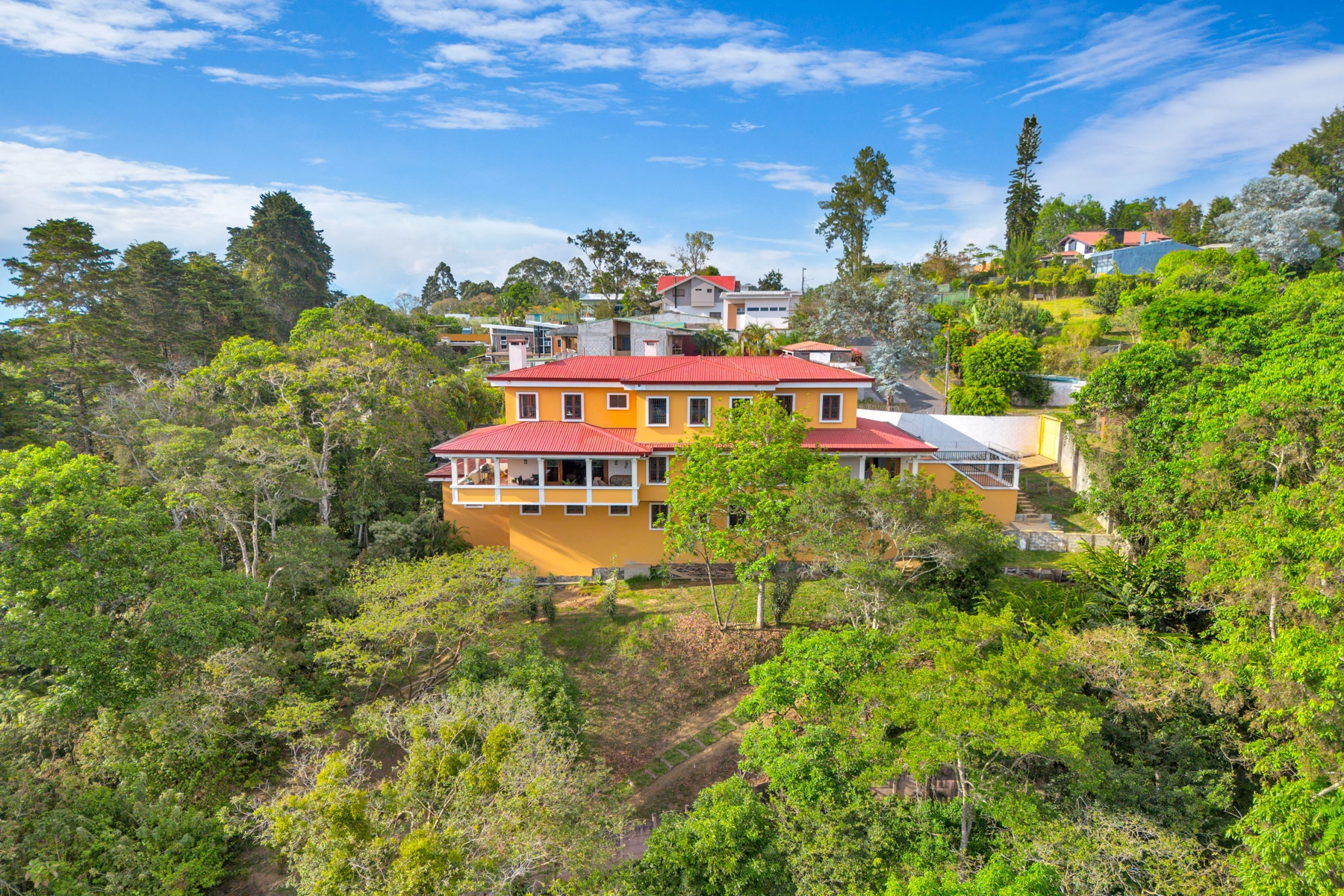 Villa Toscana CR - Vista exterior